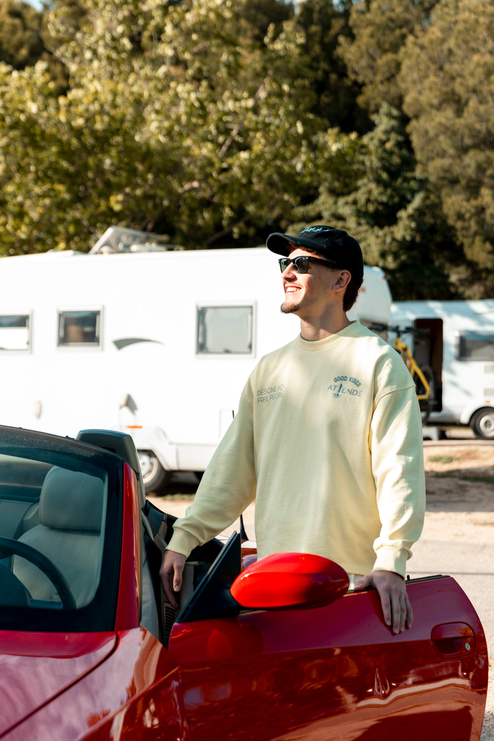 SUDADERA OVERSIZE AMARILLA- VIBES