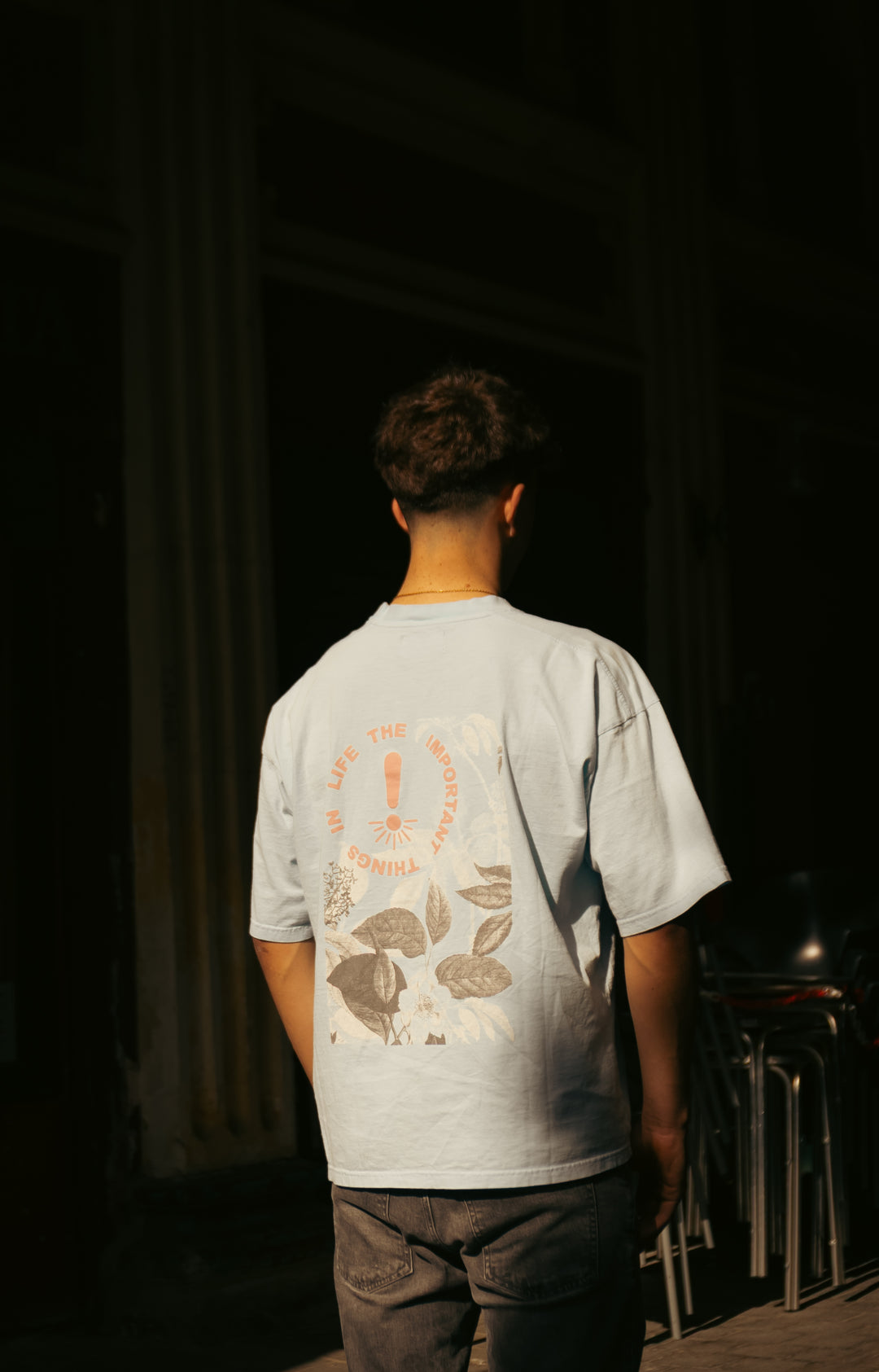 LESFY-tee