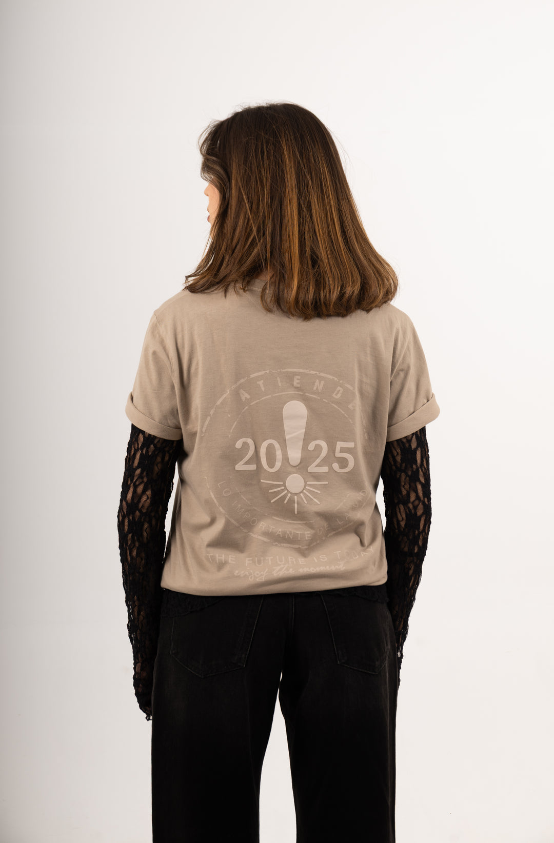 CAMISETA REGULAR 2025