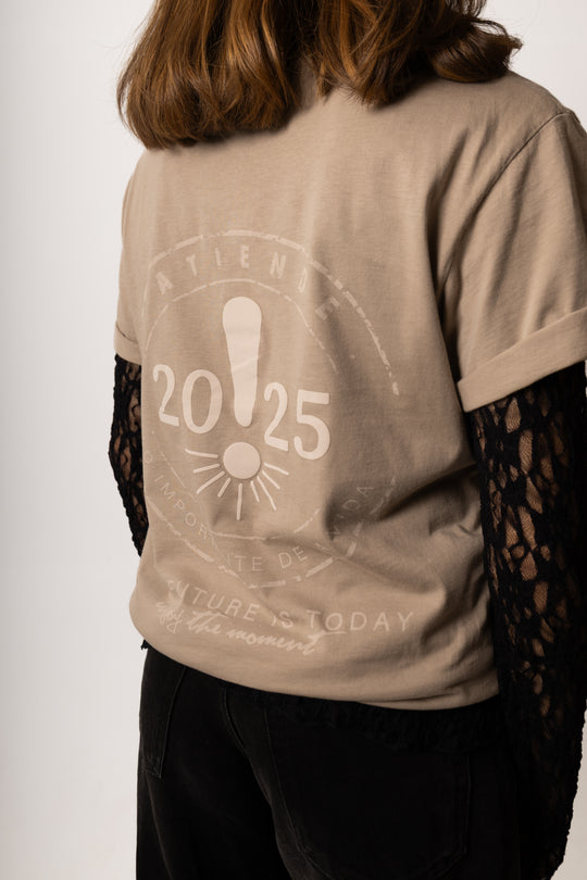 CAMISETA REGULAR 2025