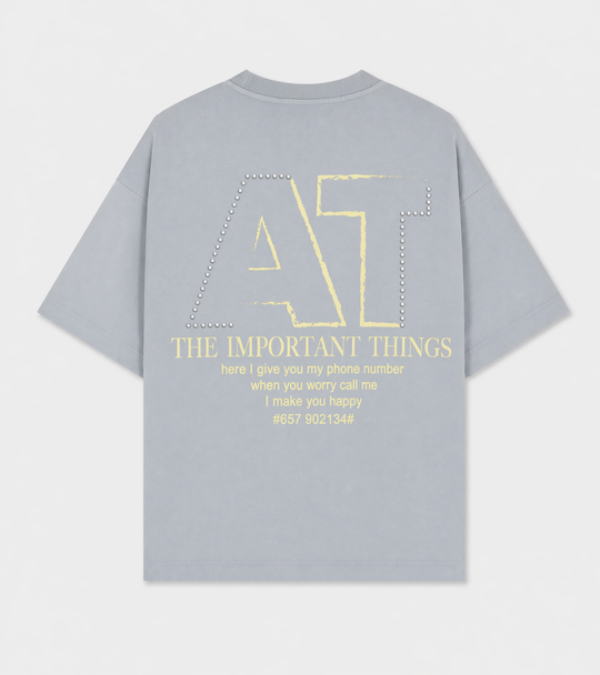 CAMISETA OVERSIZE - TACHAS